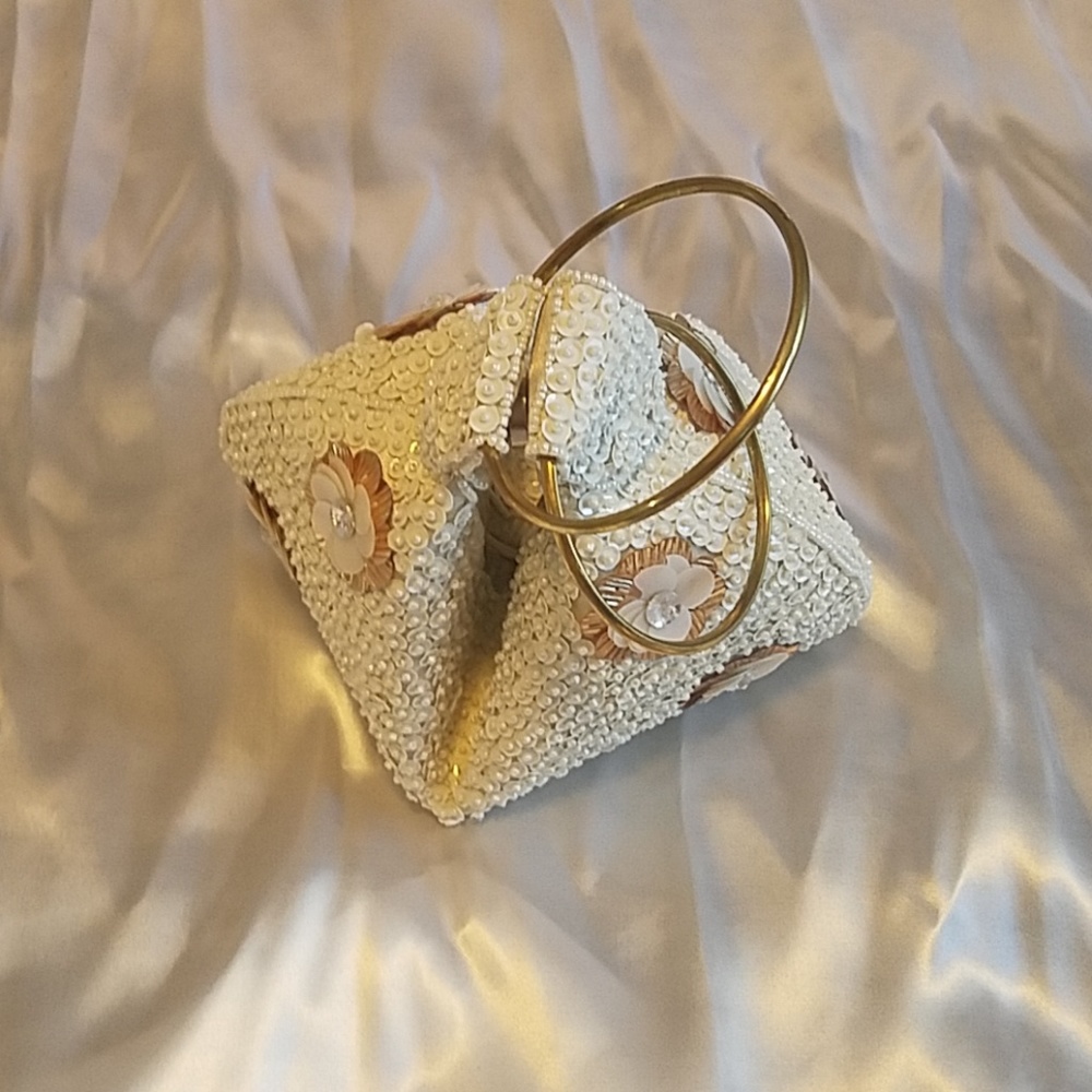 Versona Handbag